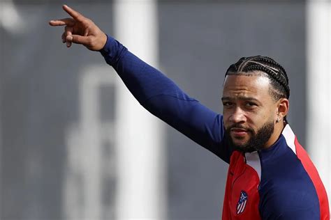 Atlético de Madrid Memphis vuelve a la convocatoria del Atlético Marca