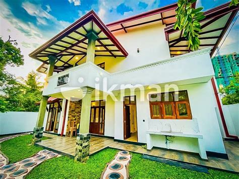 Two Storied House For Sale Thalahena Battaramulla Ikman