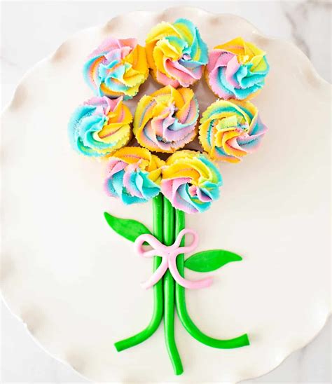 Easy Rainbow Cupcake Flower Bouquet