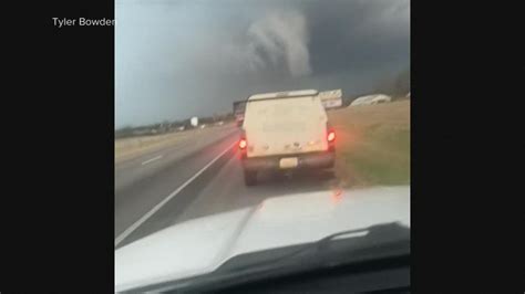 Deadly Storms At Least 9 Reported Dead After More Than 2 Dozen Tornadoes Hit The South