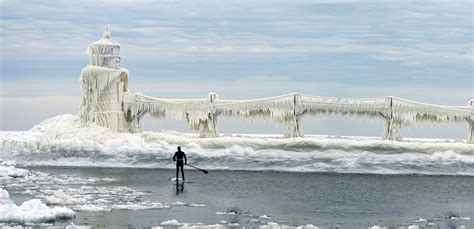 Visit St. Joseph’s frozen lighthouses | Southwestern Michigan Tourist ...