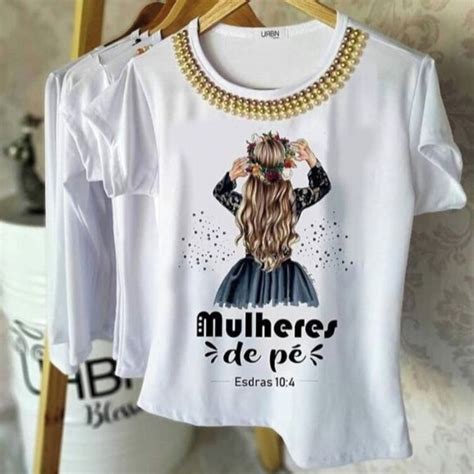 T Shirt Feminina Customizada Pedrarias Mulheres Evangêlica Blessed