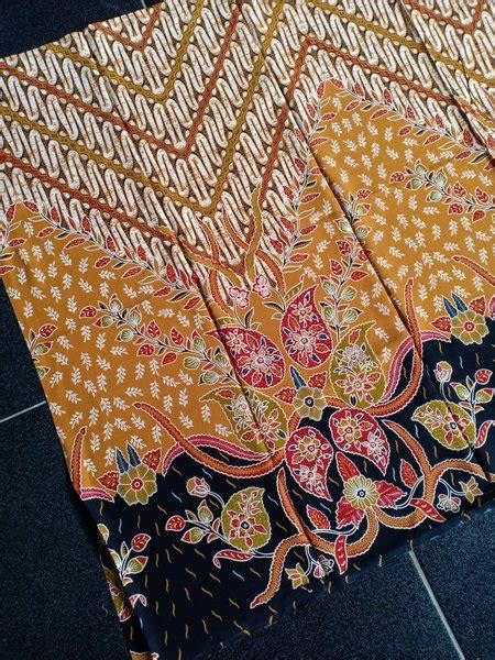 Jual Kain Batik Solo Paris Super Parang Putih Kembang Kuning Di Lapak