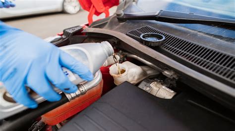 Why You Need A Brake Fluid Flush 4 Symptoms And Costs AutoNation