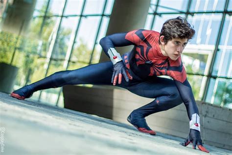 Pin On Spiderman Cosplay Unmasked