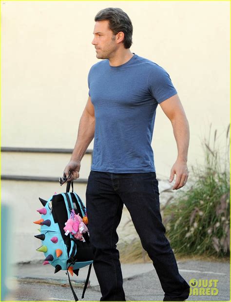 Ben Affleck S Batman Body Is Buff Beyond Belief Photo 3237470 Ben