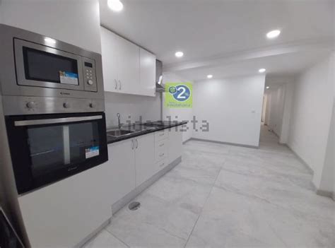 Apartamento T1 à venda na rua Sarmento Pimentel Vale de Milhaços