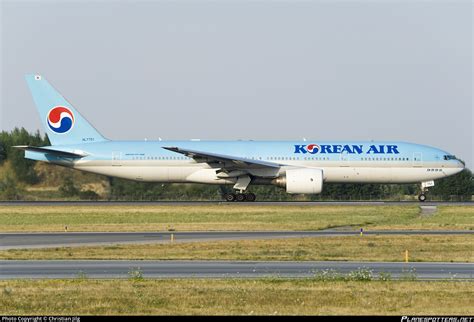 HL7751 Korean Air Boeing 777 2B5ER Photo By Christian Jilg ID 716573