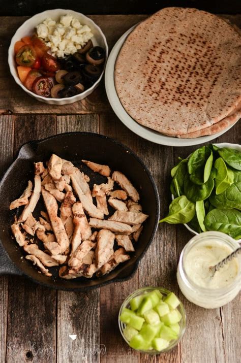 Simple Mediterranean Style Greek Grilled Chicken Pitas