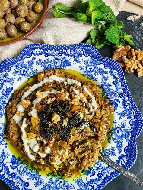 Kashke Bademjan Persian Eggplant Dip