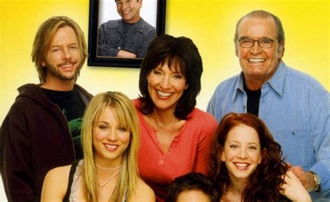 Filmovízia 8 Simple Rules 2002 2005