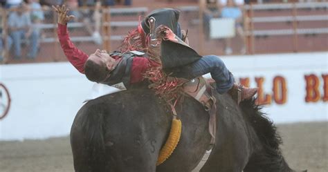 60-year-old Ogallala cowboy defies his age at Buffalo Bill Rodeo