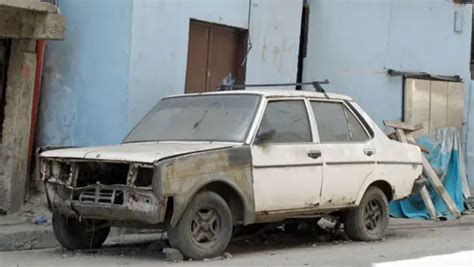 Por Qu Hay Tantos Carros Abandonados En Las Calles De Caracas Bbc