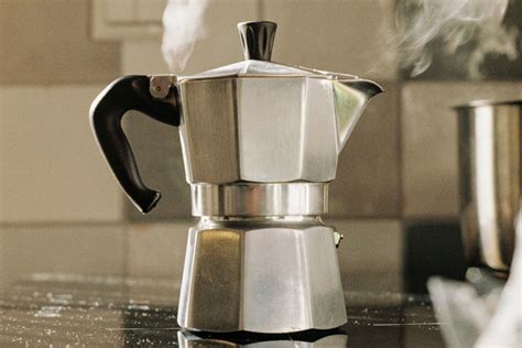 Best Moka Pots 8 Stovetop Espresso Makers Tested And Reviewed 2023 Luxhaus