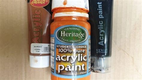 Cheap Paint Tricks to Create a Faux Rust Effect - A Crafty Mix