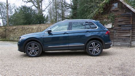 Volkswagen Tiguan Estate Special Edition Tsi R Line Edition Dr