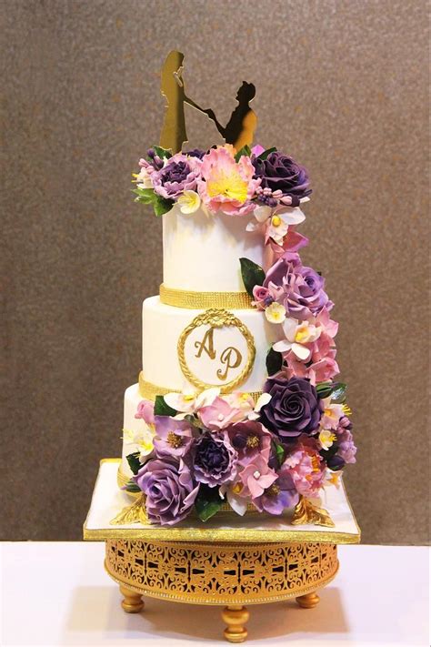 Floral Love Decorated Cake By Signature Cake By Shweta Cakesdecor