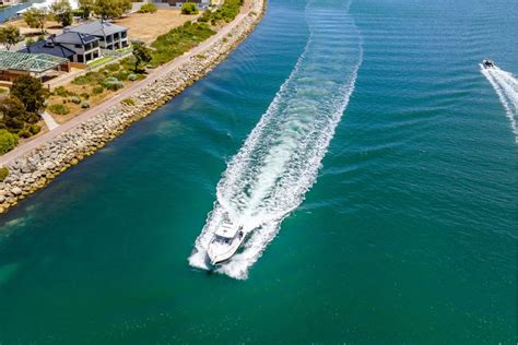 Giants Of Mandurah Tours Visit Mandurah