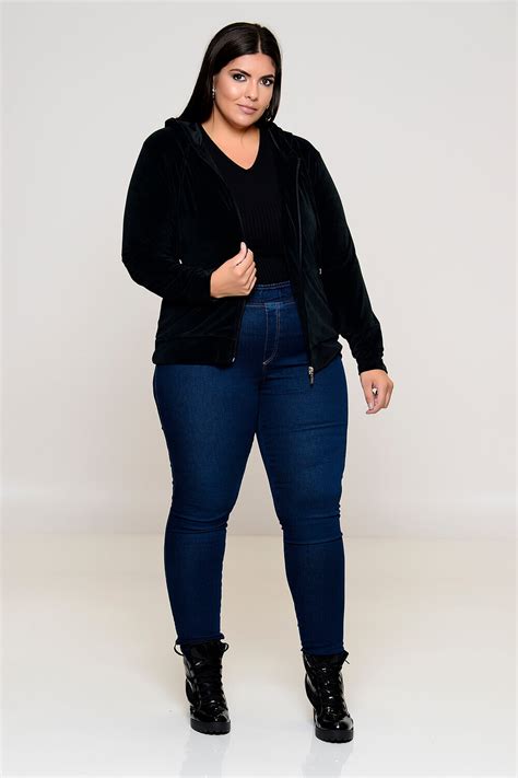 Jaqueta Plus Size Em Plush Preta Vk Moda Plus Size