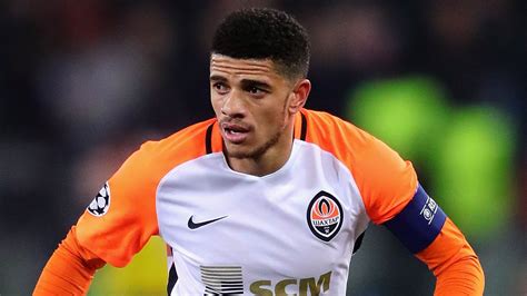 Shakhtar Donetsk's Taison banned for reaction to alleged racism | Football News | Sky Sports