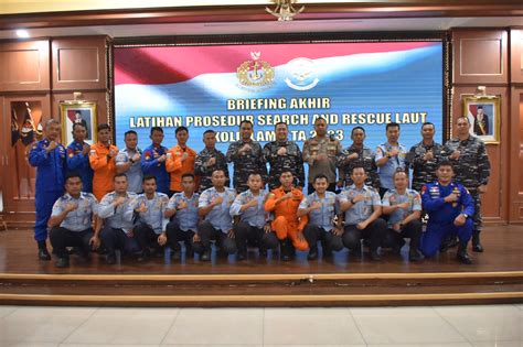 BRIEFING AKHIR RANGKAIAN LATIHAN SAR LAUT KOLINLAMIL TAHUN 2023