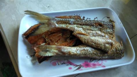 Cooking Dried Flying Fish For Lunch With Miss B And Ate V Youtube