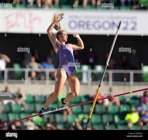 Molly Caudery Competing In The Womens Pole Vault Heats At The World