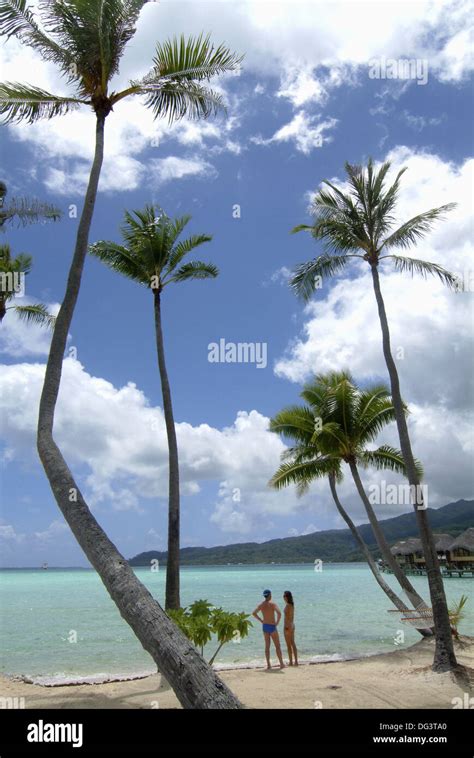 Le Tahaa resort, Tahaa island, Polynesia Stock Photo - Alamy