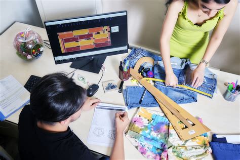 pattern making sampling  pera textile