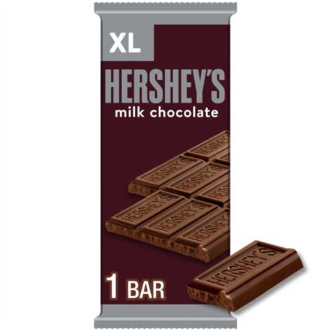 HERSHEY'S Milk Chocolate XL Christmas Candy Bar, 4.4 oz - Pick ‘n Save