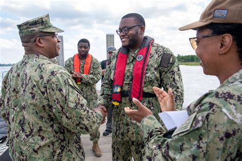 DVIDS Images USTRANSCOM Senior Enlisted Leader Visits JB Charleston