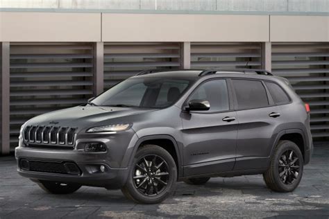 Used 2015 Jeep Cherokee Latitude Suv Review And Ratings Edmunds