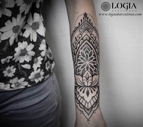 Significado y ejemplos de tatuajes de Mandalas | Logia Tattoo Barcelona