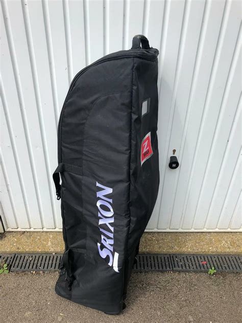 Srixon golf travel bag | in Higham Ferrers, Northamptonshire | Gumtree