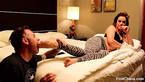 Free Yoga Feet Porn Videos Xhamster