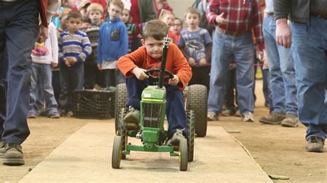 Pa Farm Show 2017 Youth Pedal Tractor Pull Youtube