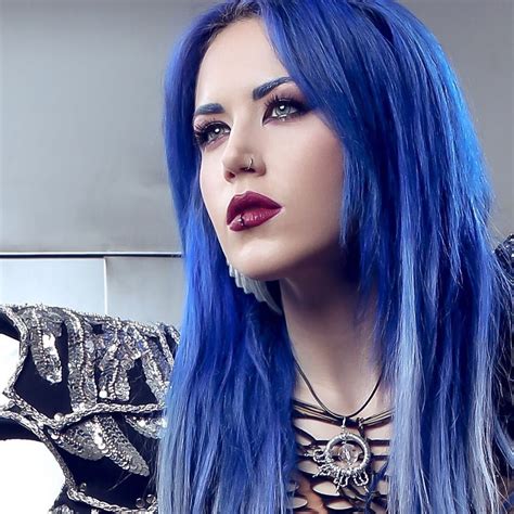 Alissa White Gluz Con Imágenes Chicas Metaleras Chica De Metal