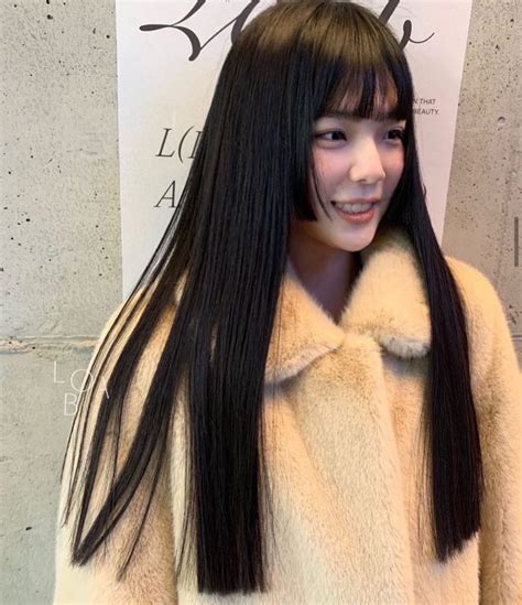 Tóc thẳng mãi chưa hết hot nhờ 3 lý do không phải ai cũng biết