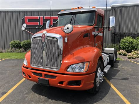 Kenworth T660 Semi Trucks For Sale