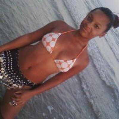 Hot Sexy Lenay Bikini Pics