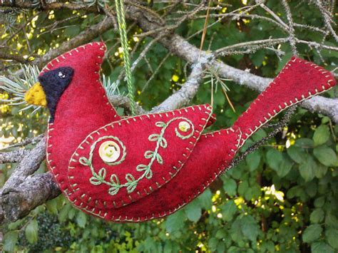 Wool Felt Cardinal Ornament Cardinal Christmas Ornament Etsy Felt Birds Ornaments Felt