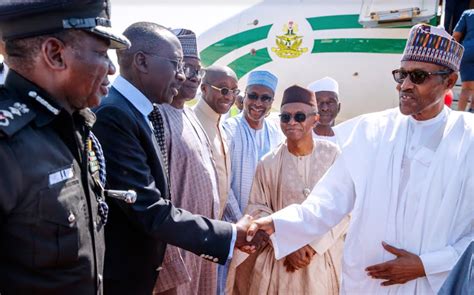 Picture Court Photos Heroic Welcome For Buhari In Kaduna