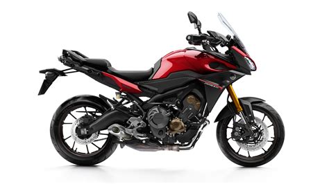 2015 Yamaha MT09 Tracer EU Lava Red Studio 002 MotoMalaya