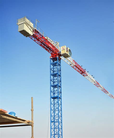 Raimondi Middle East Erects Eight Tower Cranes At Aljada Megaproject In