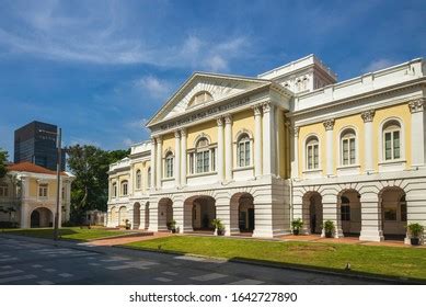 668 Singapore parliament Images, Stock Photos & Vectors | Shutterstock