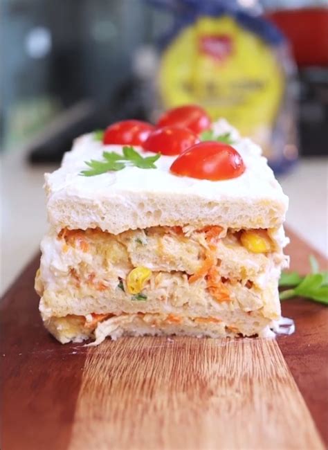 Torta fria de frango uma deliciosa refeição para qualquer momento do