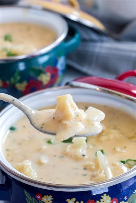 Cheesy Cauliflower Soup Bunny S Warm Oven