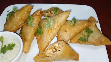 Chicken Cheese And Vegetable Samosa Recipe Cheesy And Veggie Bakery Style Apna Taste Youtube