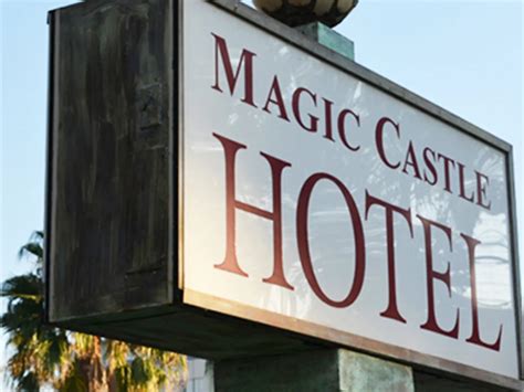 Magic Castle Hotel | Discover Los Angeles