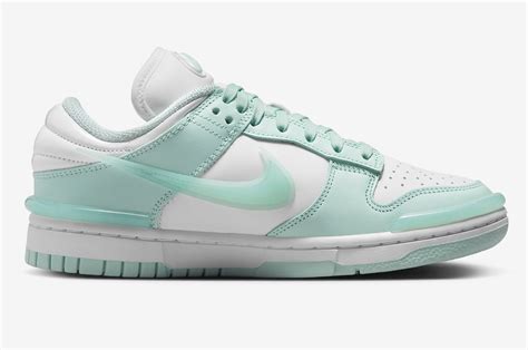 Nike Dunk Low Twist Jade Ice Dz